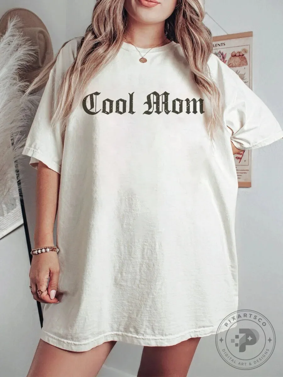 Cool Mom Vintage Style Gothic Lettering Graphic T-Shirt