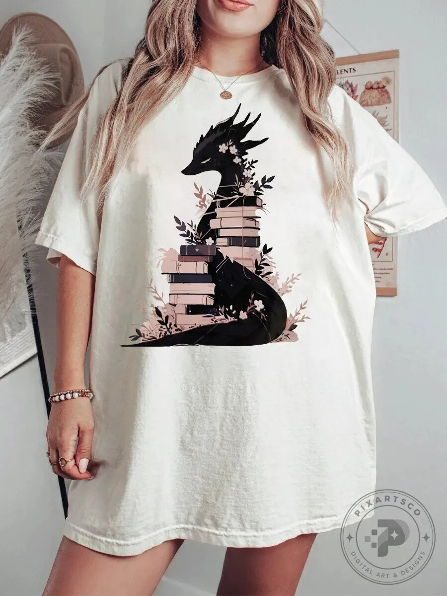 Vintage Book Dragon Fantasy Reader Graphic T-Shirt